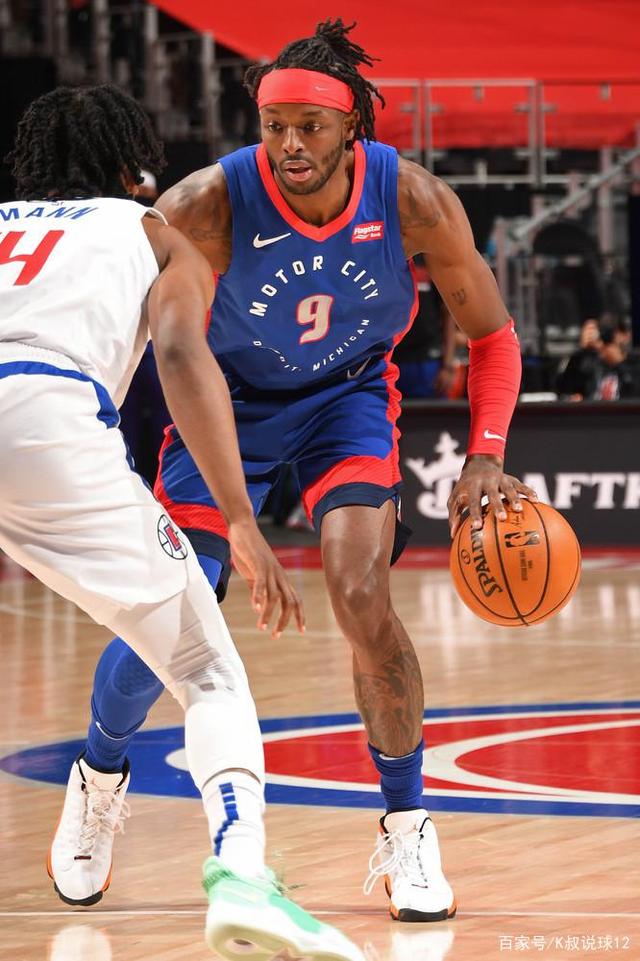 包含又见绝平！罗马与莱比锡鏖战至终场，东契奇读秒救主的词条